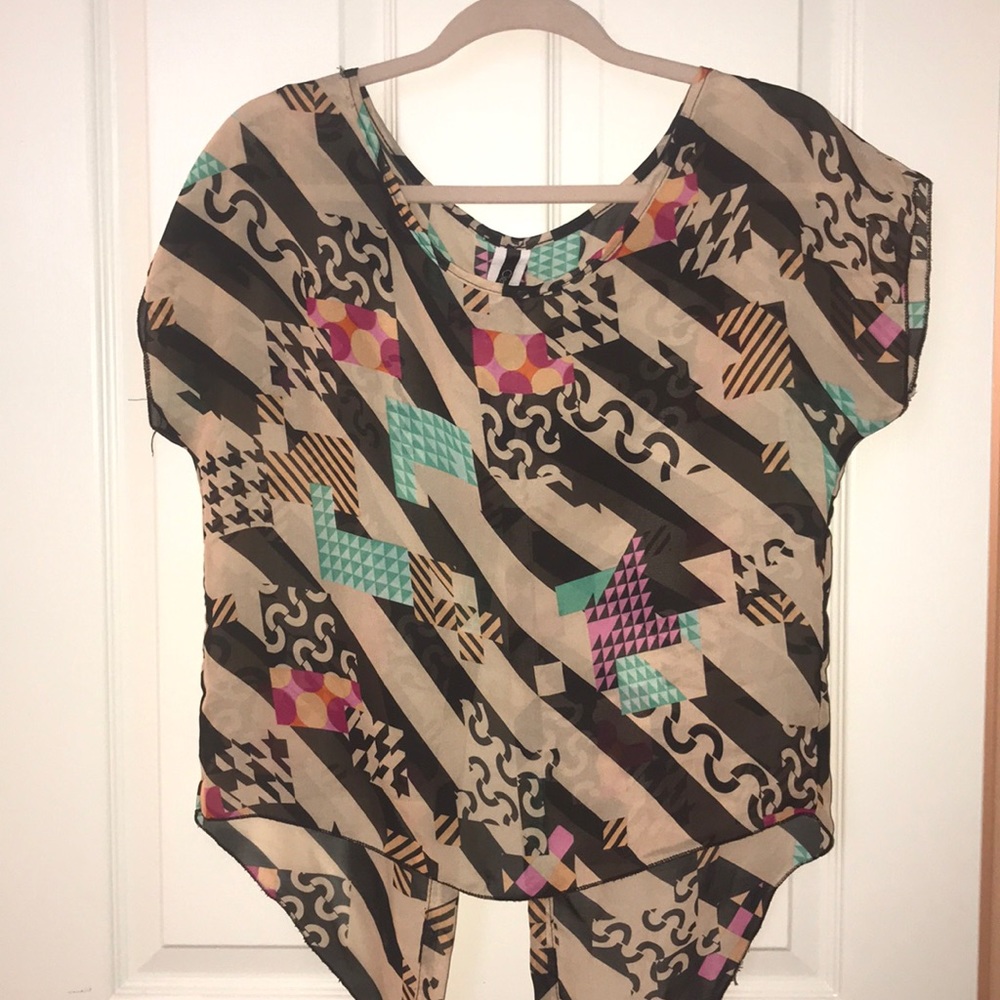 SOLD Detailed Top